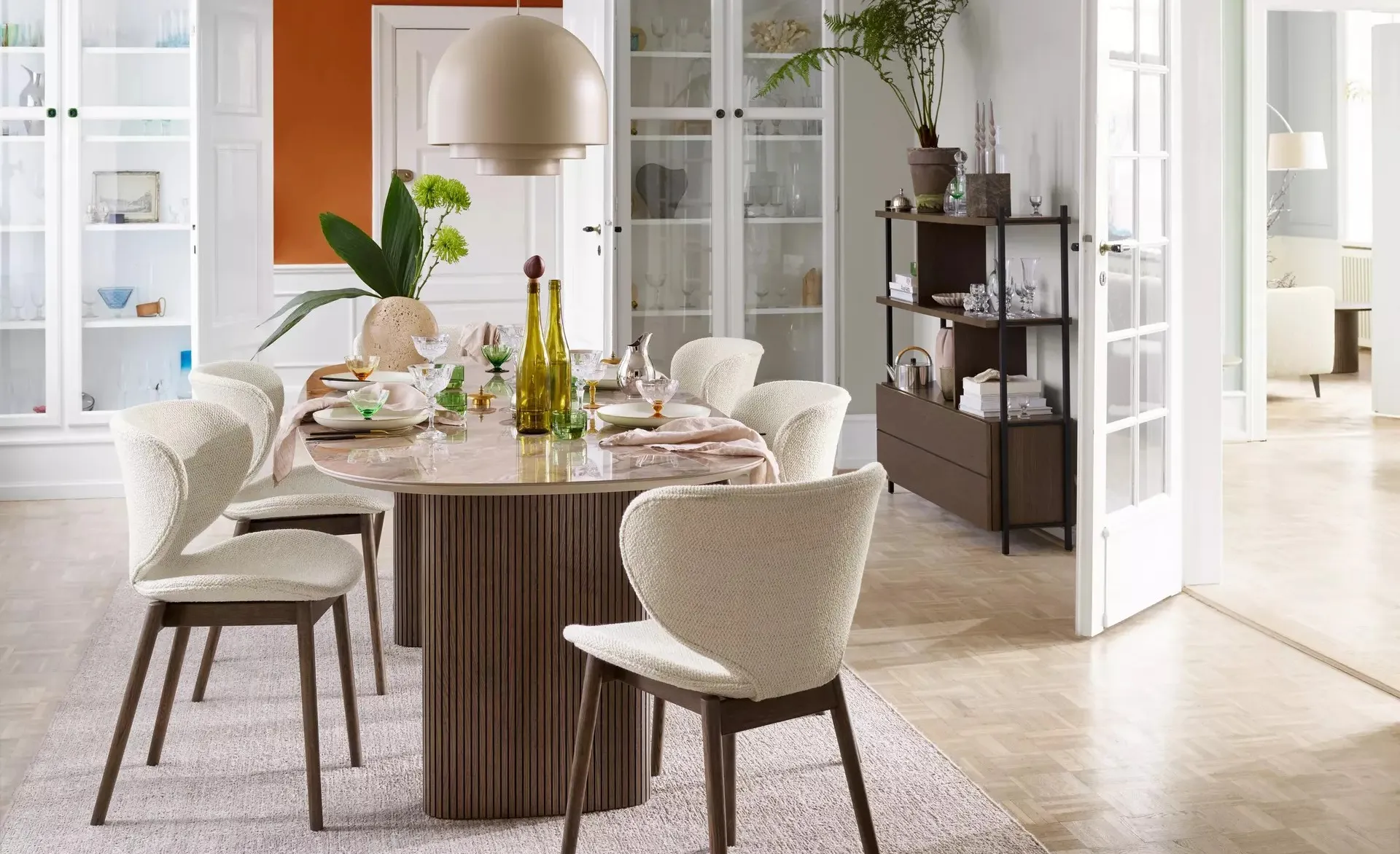 Cтул Hamilton без поворотной функции массив - Nordic Grain 5130 Кожа черного цвета -  Под заказ в интерьере