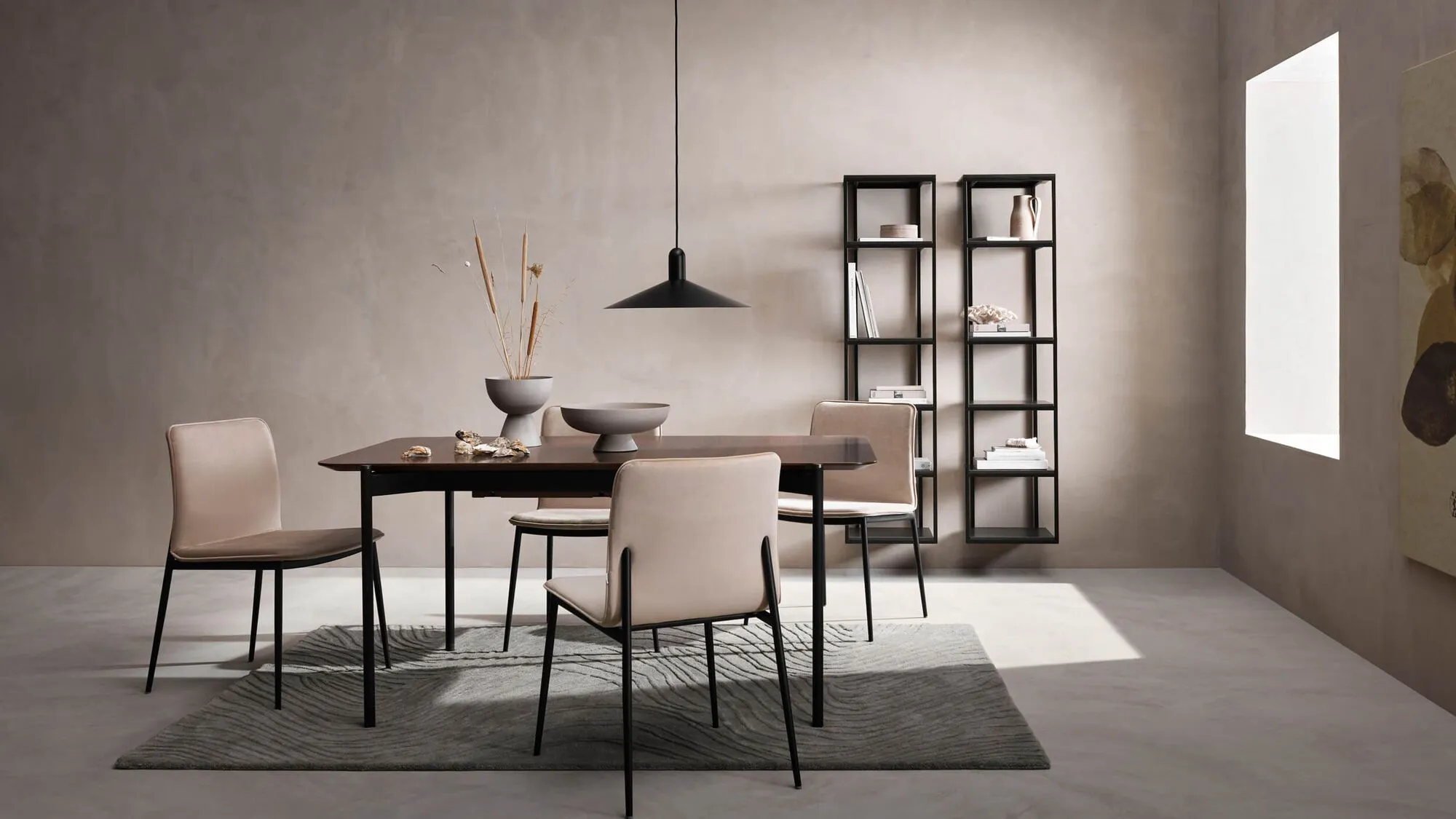 Обеденный стул Newport - Bristol 3068 Темно-зеленая ткань  -  Под заказ в интерьере