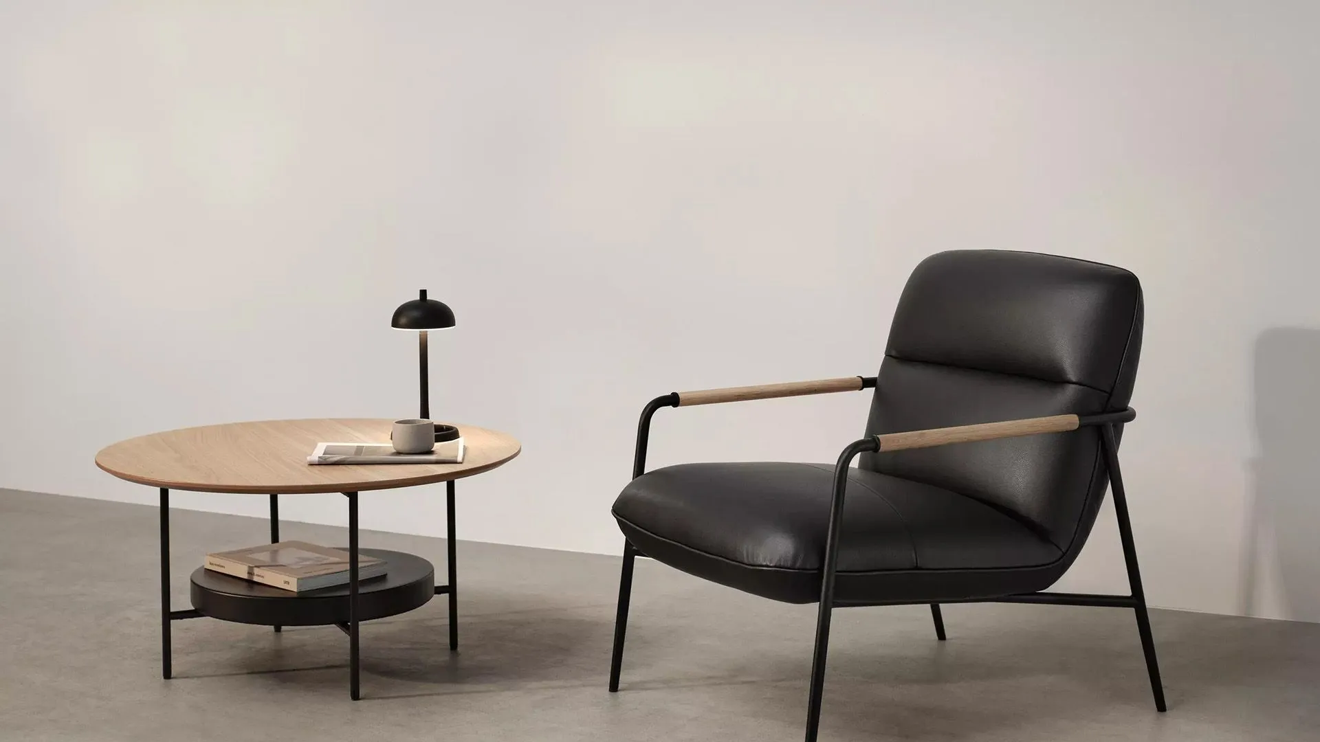 Кресло Terni - Nordic Grain 5131 Кожа цвета камня -  Под заказ в интерьере