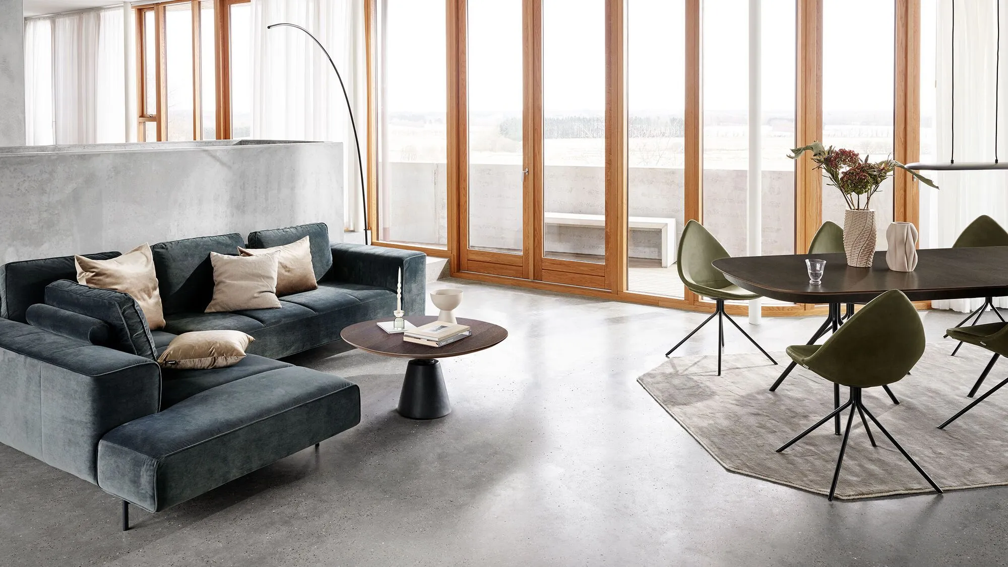 Угловой диван Amsterdam с модулем для отдыха - York 5122 Кожа светло-коричневого цвета  -  Под заказ в интерьере