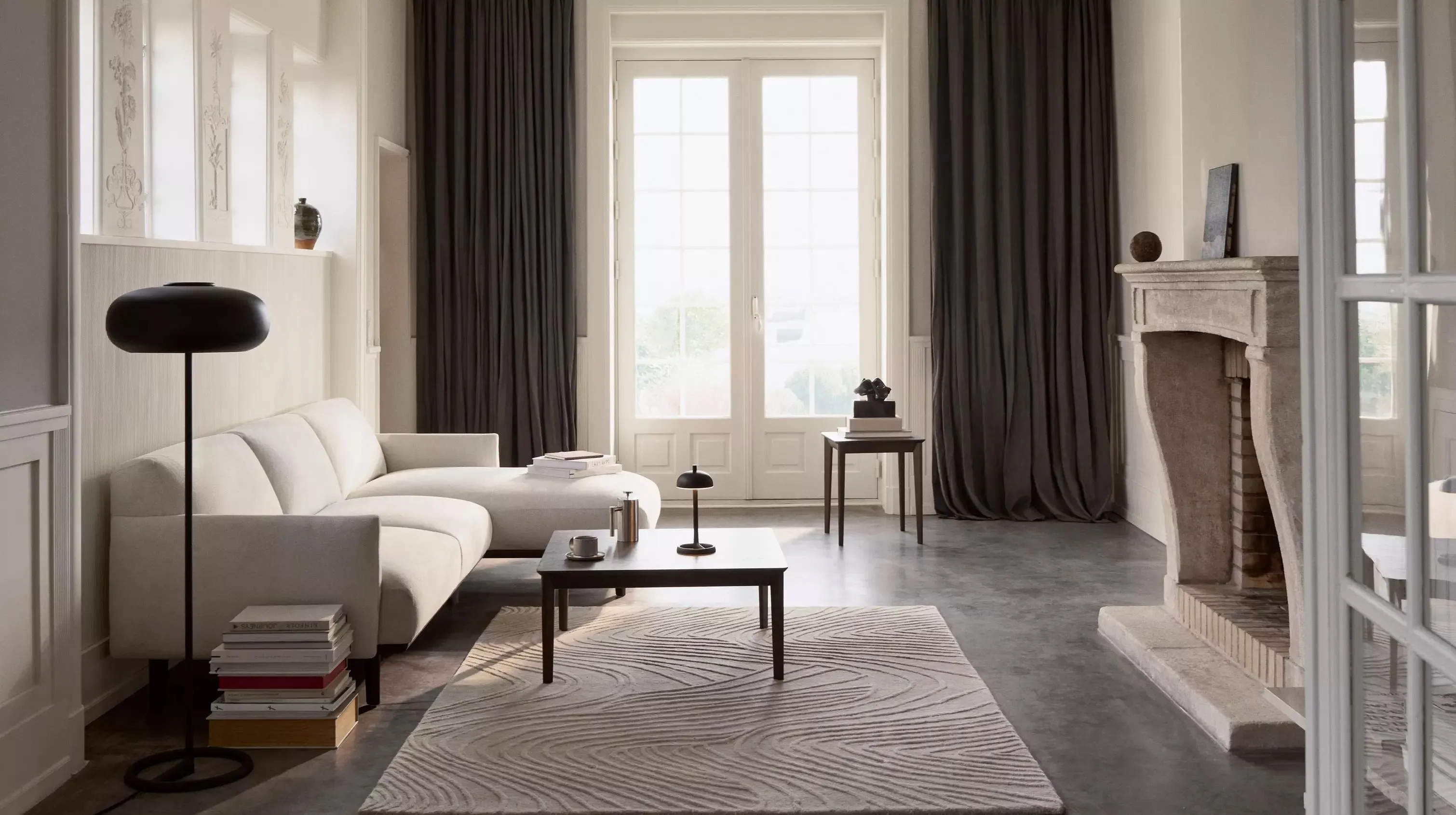 Приставной стол Aarhus -  Под заказ в интерьере