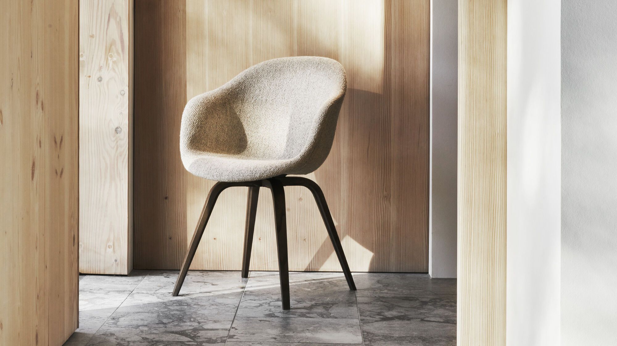 Обеденный стул Hauge - York  5121 Kожа светло-зеленая -  Под заказ в интерьере