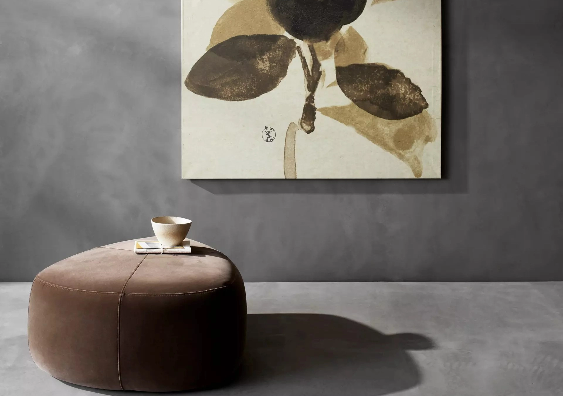 Пуф Bermuda - Frisco 2057 Ткань цвета кэмел с функцией акваклин  -  Под заказ в интерьере