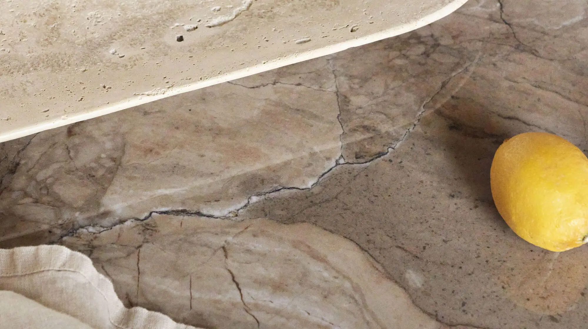 Блюдо Elements -  Под заказ в интерьере