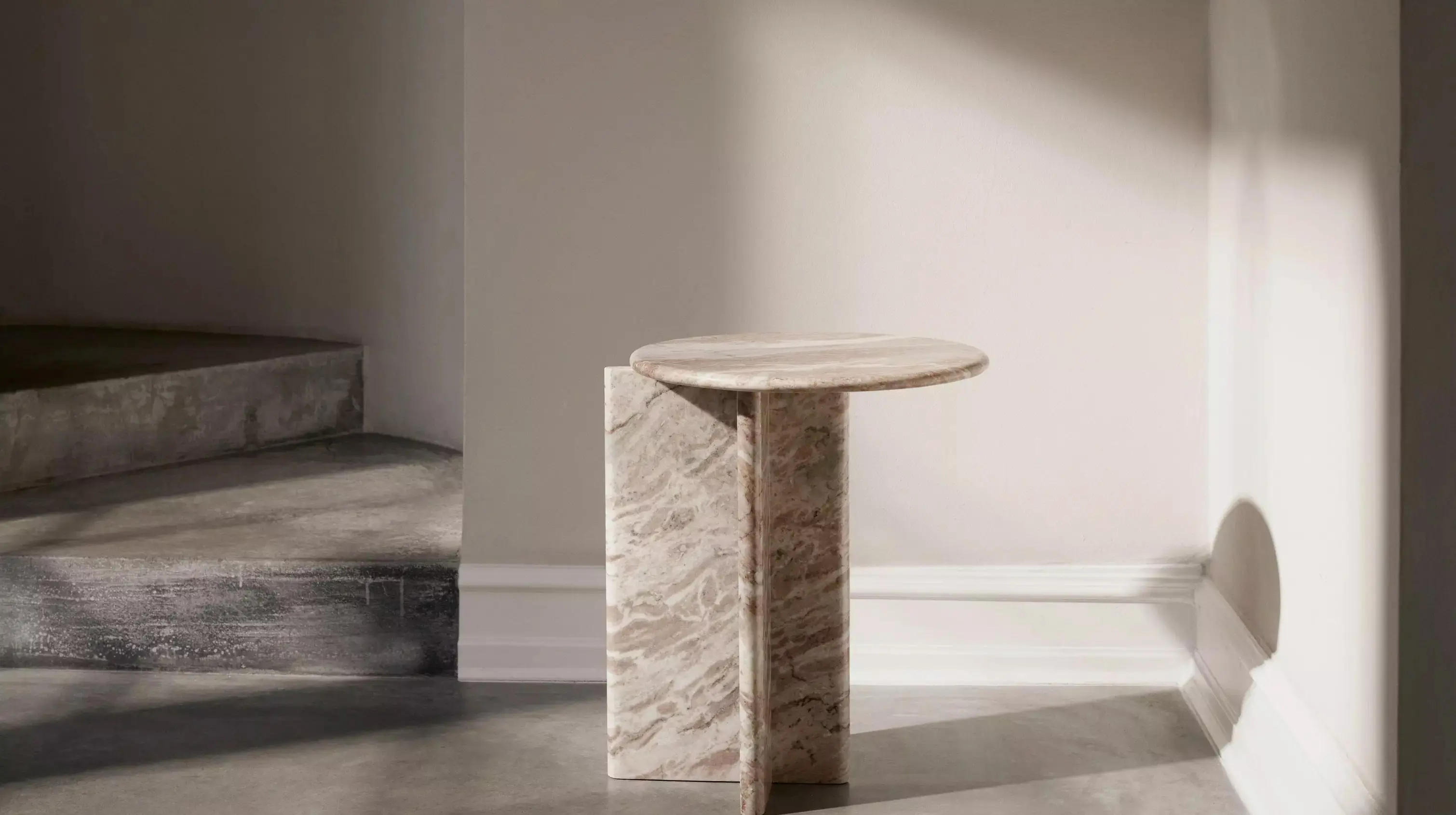 Журнальный столик Milano -  Под заказ в интерьере