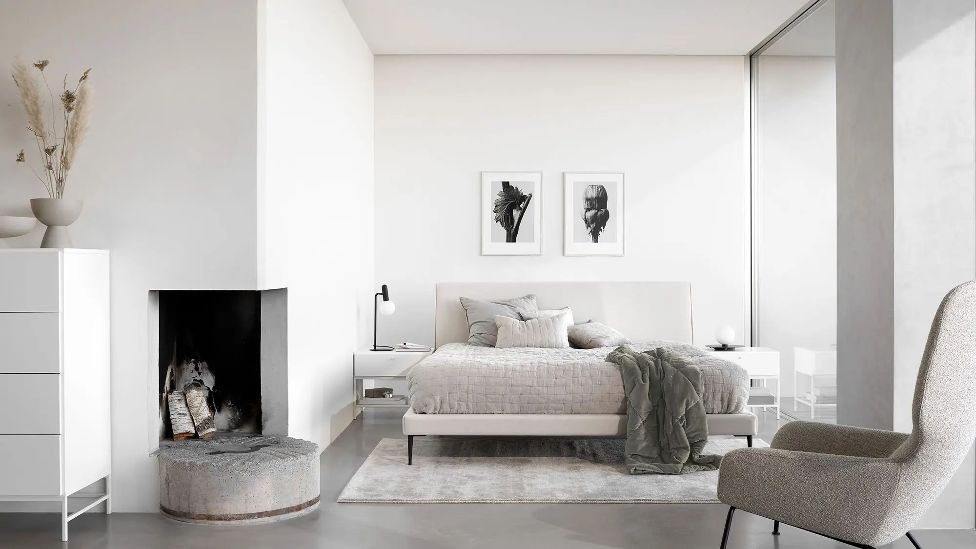 Подушка Velvet -  В наличии в интерьере