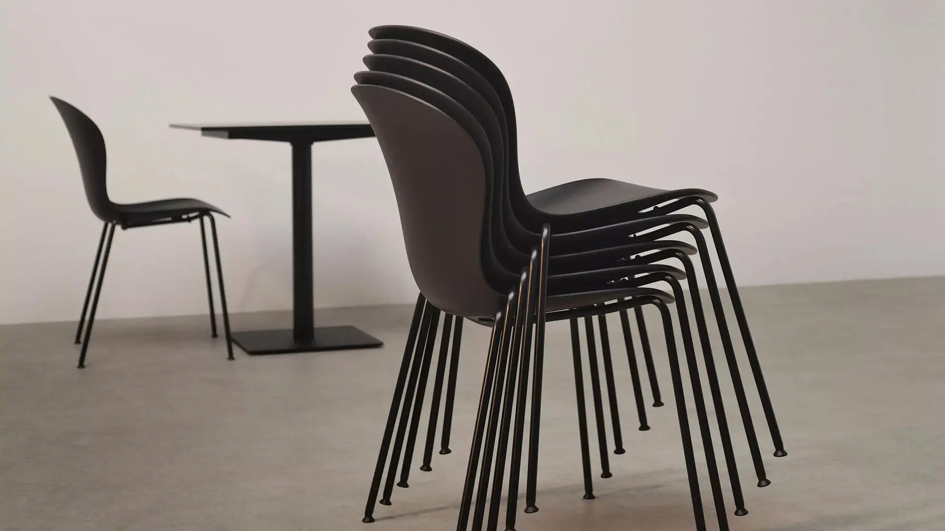 Обеденный стул Adelaide  -  Под заказ в интерьере