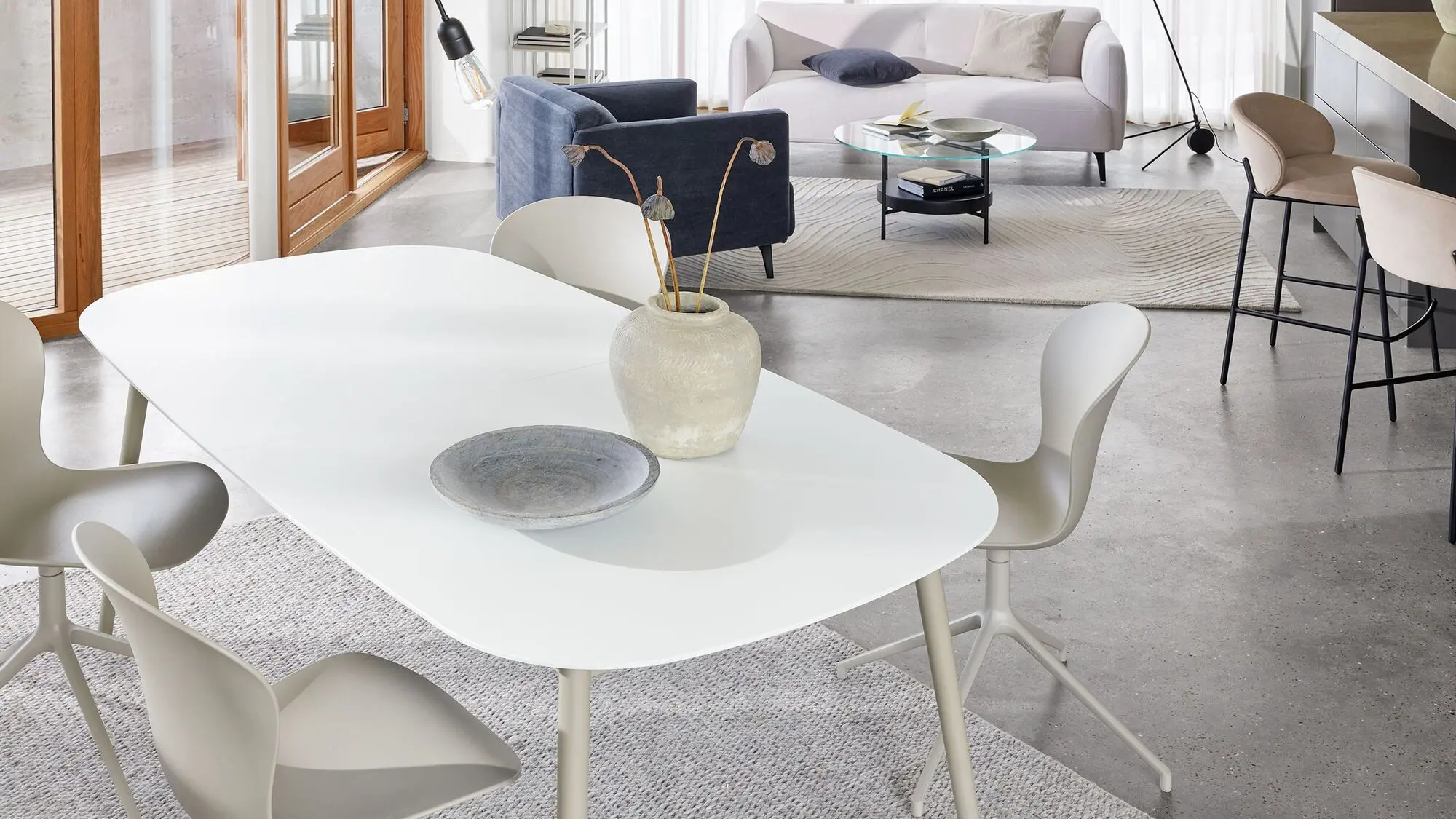 Барный стул Princeton - York  5121 Kожа светло-зеленая -  Под заказ в интерьере