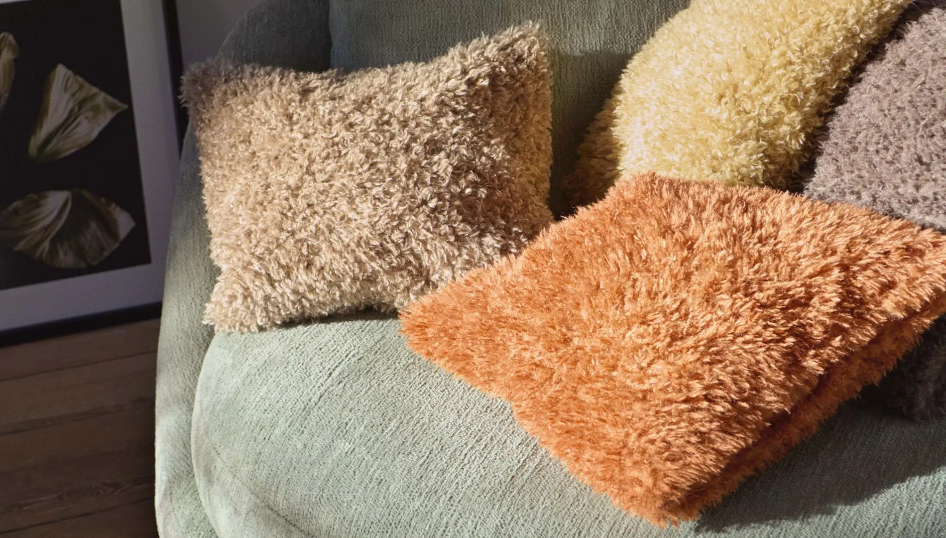 Подушка Teddy -  Под заказ в интерьере