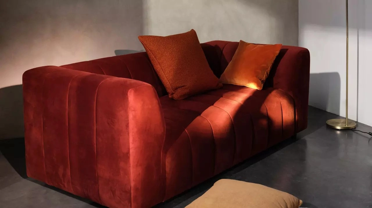 2,5-х местный  диван Bellagio - Frisco 2057 Ткань цвета кэмел с функцией акваклин  -  Под заказ в интерьере