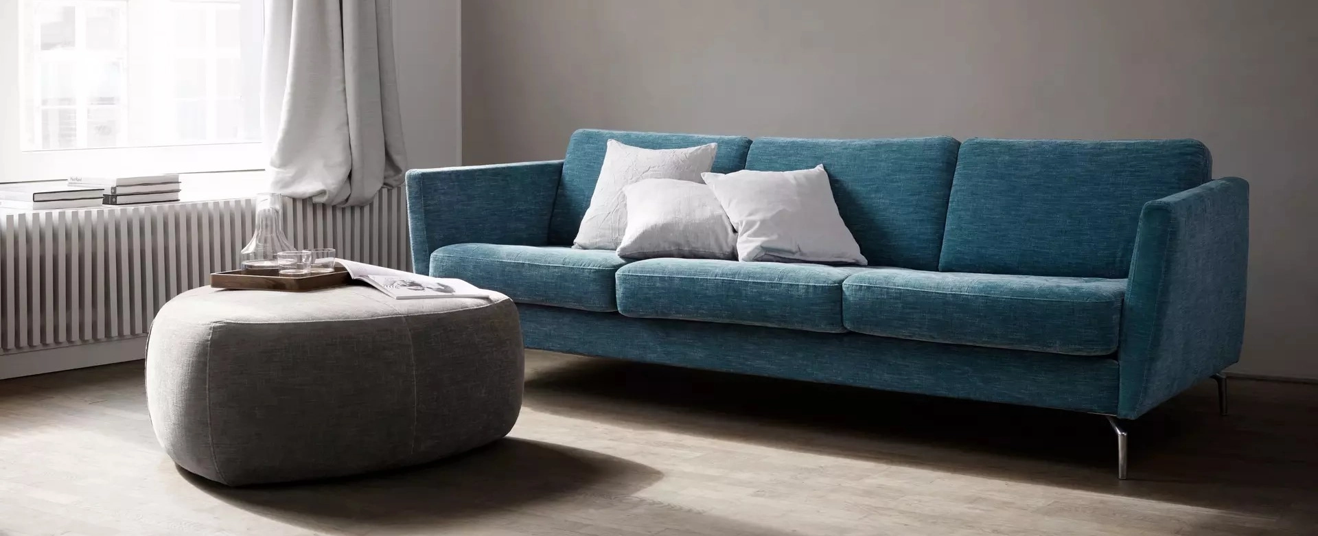 Пуф Bermuda - Frisco 2057 Ткань цвета кэмел с функцией акваклин  -  Под заказ в интерьере