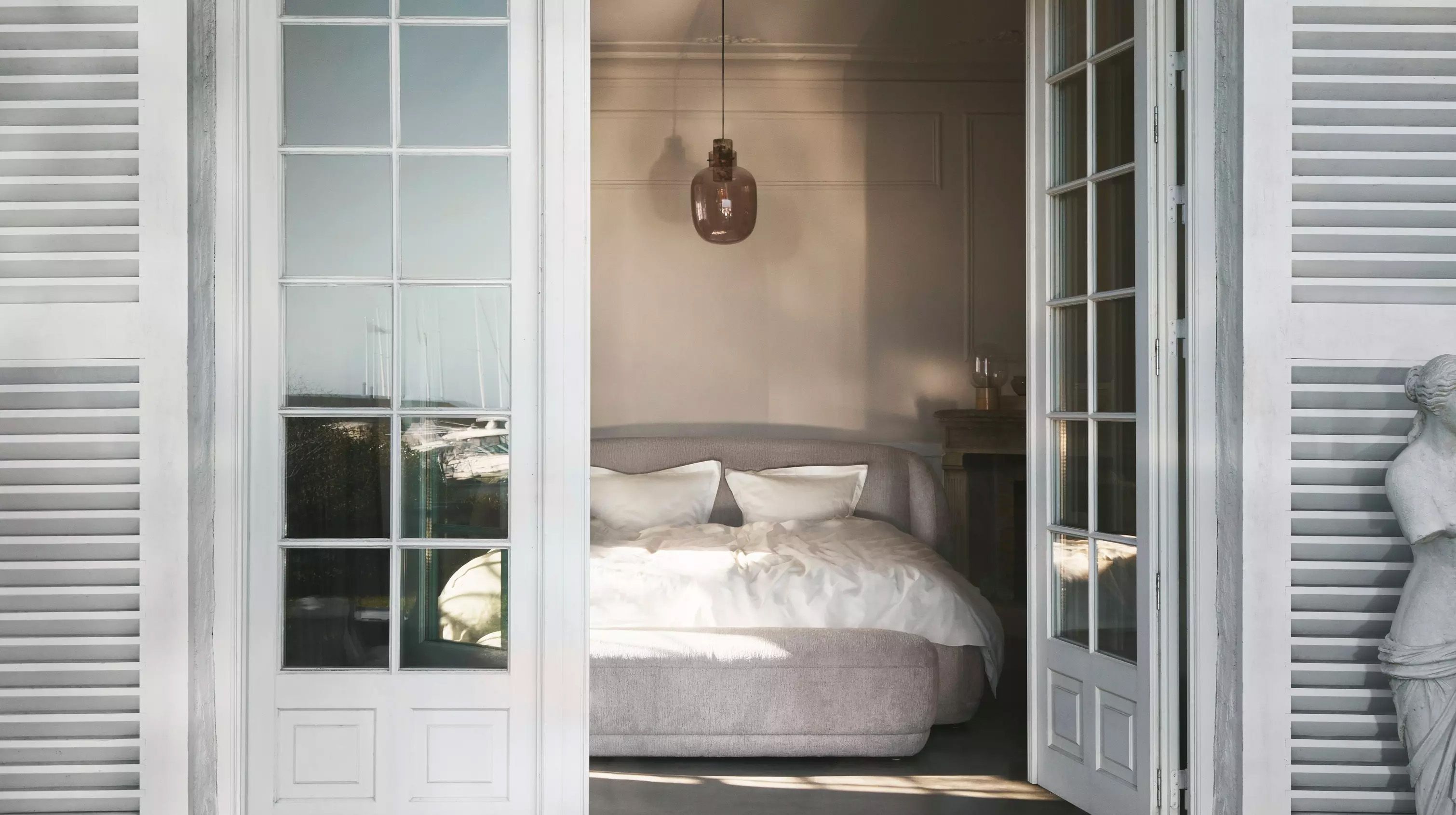 Скамейка Bolzano - Arezzo ткань светло-коричневого цвета 3332 -  Под заказ в интерьере