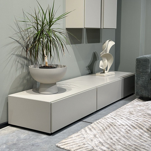 Мебельная стенка с откидными дверцами