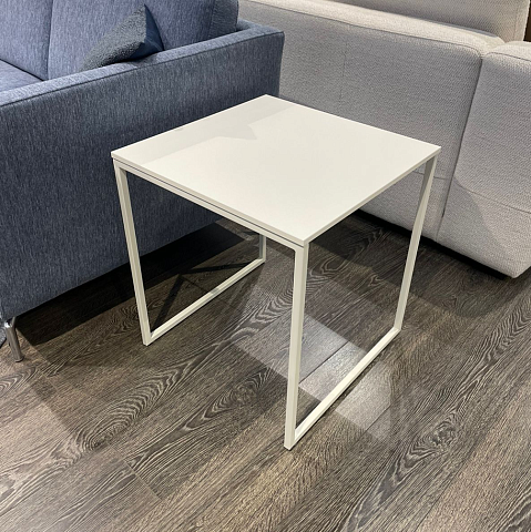 Приставной столик Lugo